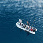 Neptvn Pro 400 Angelboot bietet Platz für bis zu 3 Personen. Die max. Tragfähigkeit ist 400kg.